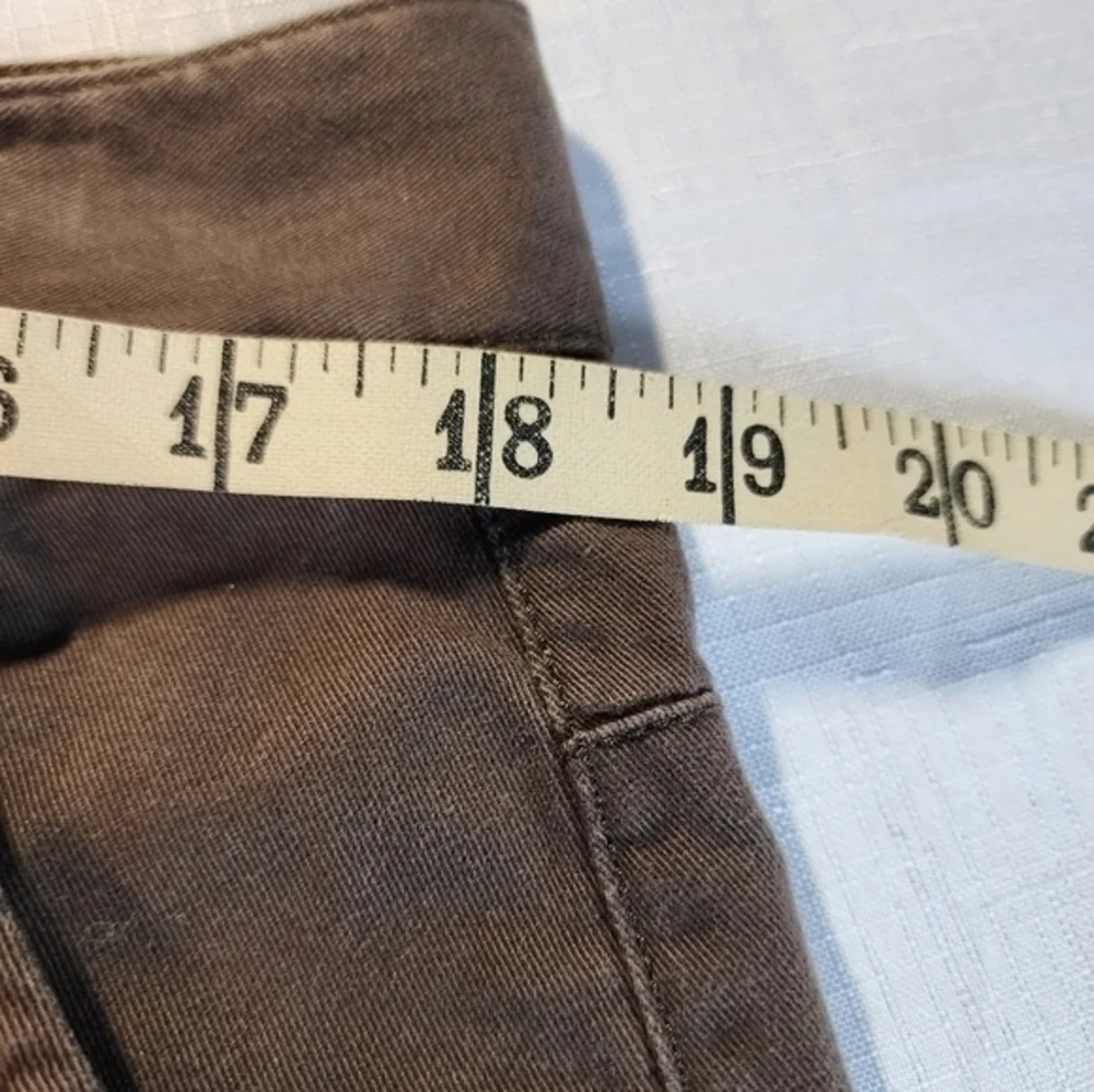 The North Face Men's Brown Khaki Cotton Pants 36 Short‎